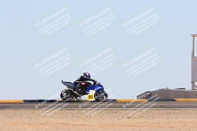 media/Nov-17-2024-CVMA (Sun) [[1fec520723]]/Race 11-Amateur Supersport Open/